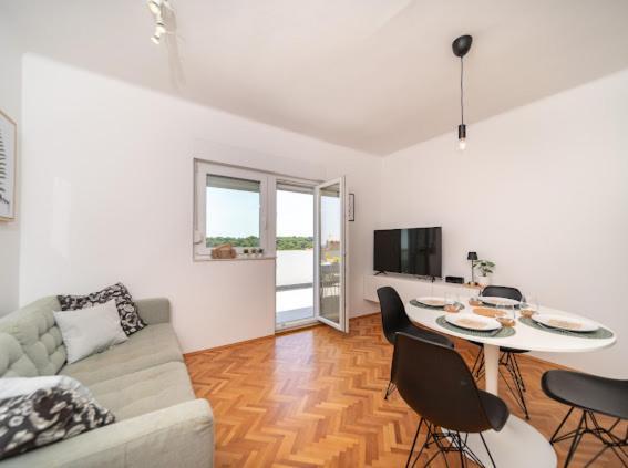 Laganini Apartman Rab Раб Екстериор снимка