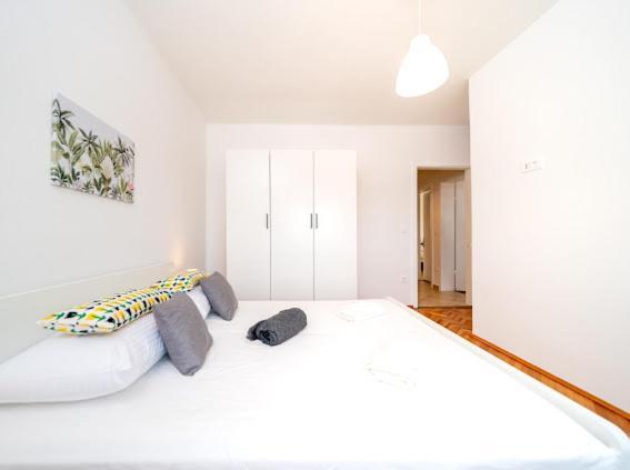 Laganini Apartman Rab Раб Екстериор снимка
